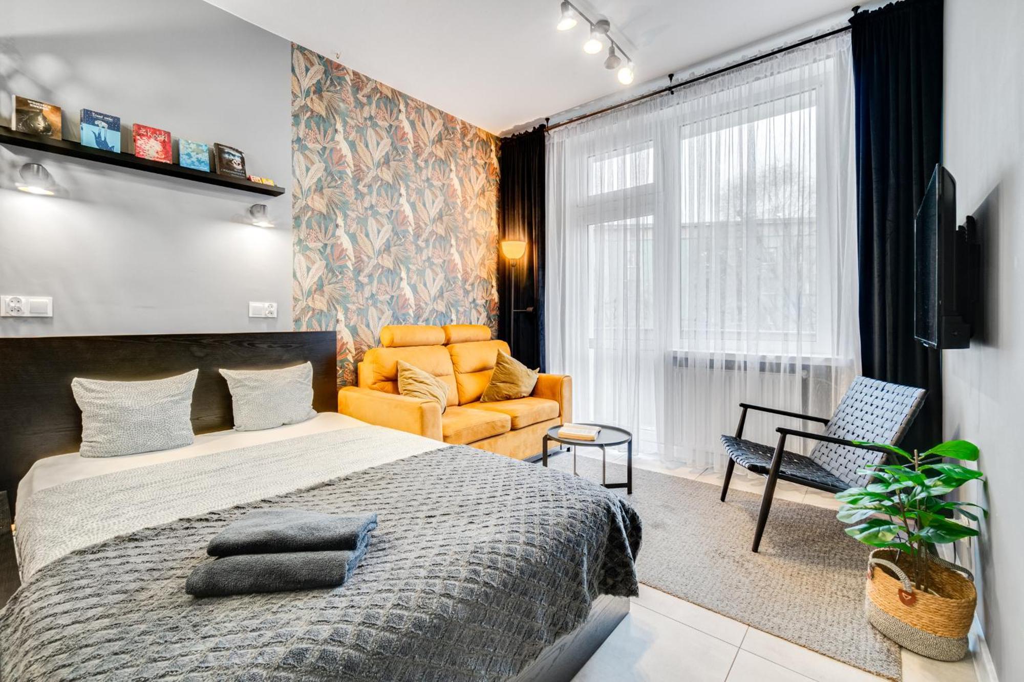 Papuga Apartment ~ 700M Main Square ~ Self Check-In 24H فروتسواف المظهر الخارجي الصورة